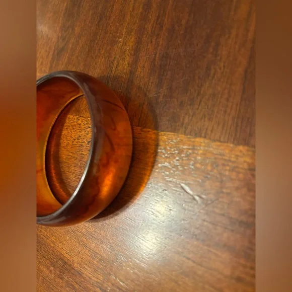 Bakelite Wide Iced Tea Bracele - Picture 8 of 14